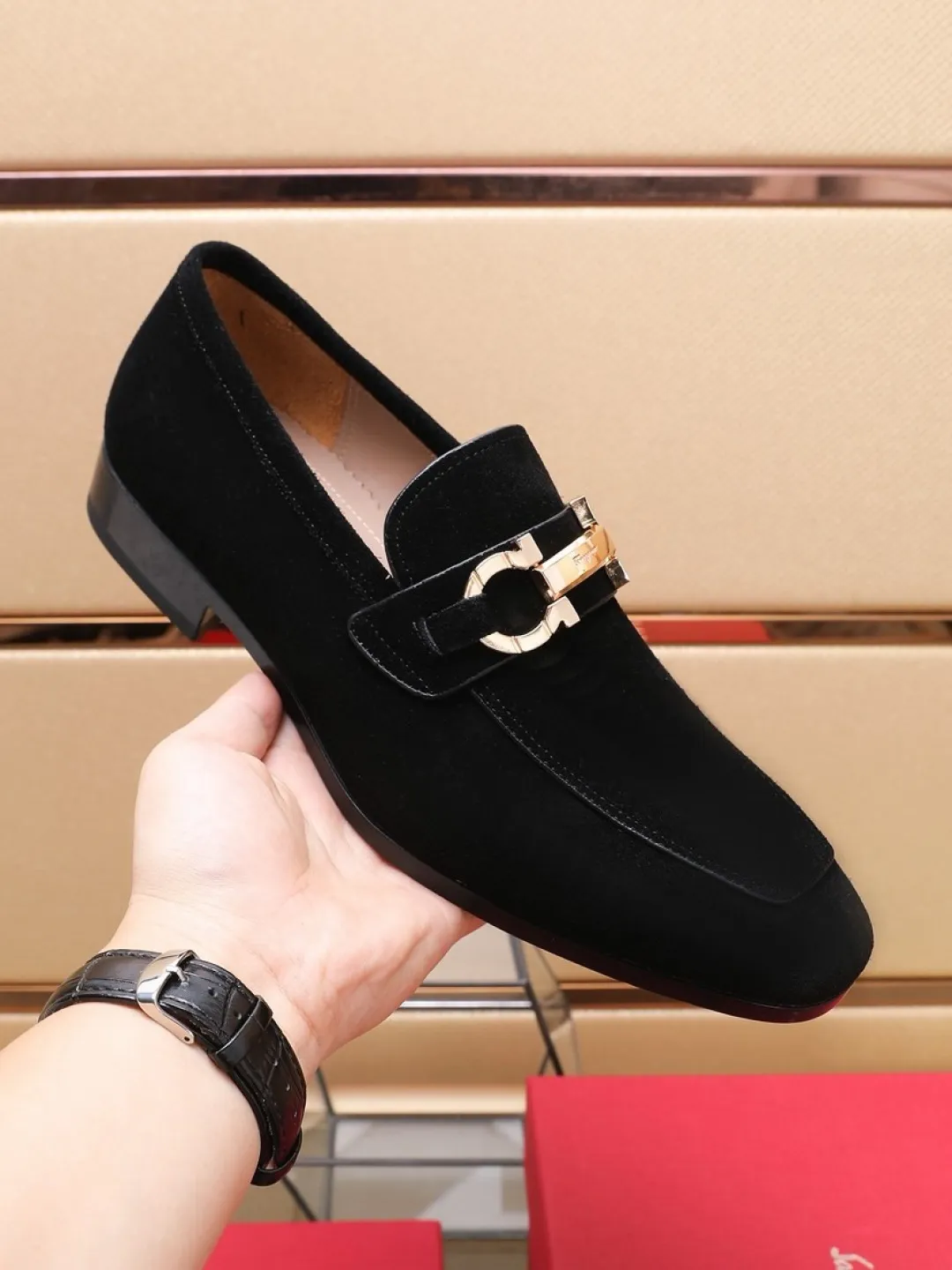P620💰🔥《Ferragamo》👏Latest • High-end top brand luxury ~ purchasing agency, top quality ~. New fashionable business men's shoes🔜The uppers are made of original cashmere cowhide➕cowhide·lining, with fine workmanship. The original stylish and soft combination wear-resistant and non-slip outsole is light and comfortable on the feet. The real thing looks better in real life. Size: 38/45